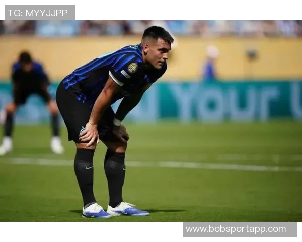 国米客战那不勒斯海报发布劳塔罗独自亮相展现斗志 国米客战那不勒斯海报发布劳塔罗独自亮相展现斗志