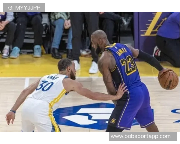 苏群分析湖人詹东里合体遭遇惨败期待半决赛文班复出对决雷霆 苏群分析湖人詹东里合体遭遇惨败期待半决赛文班复出对决雷霆